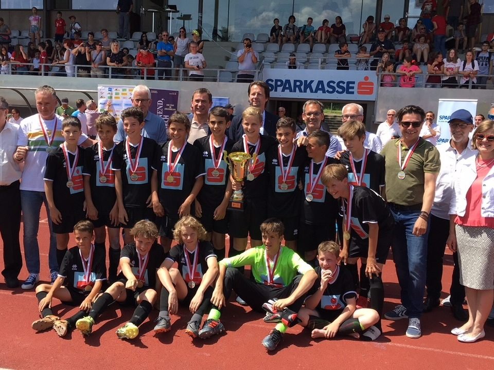 bg Feldkirch jubelt über Landestitel der Fußball Schülerliga