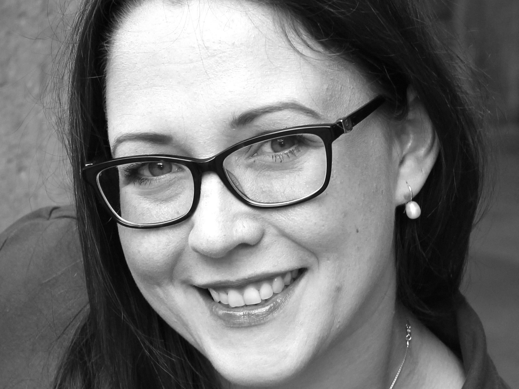 die Berliner Pädagogin Susanne Mierau referiert auf Einladung der ALPLA Kids über Elternschaft im digitalen Zeitalter. die Berliner Pädagogin Susanne Mierau referiert auf Einladung der ALPLA Kids über Elternschaft im digitalen Zeitalter.