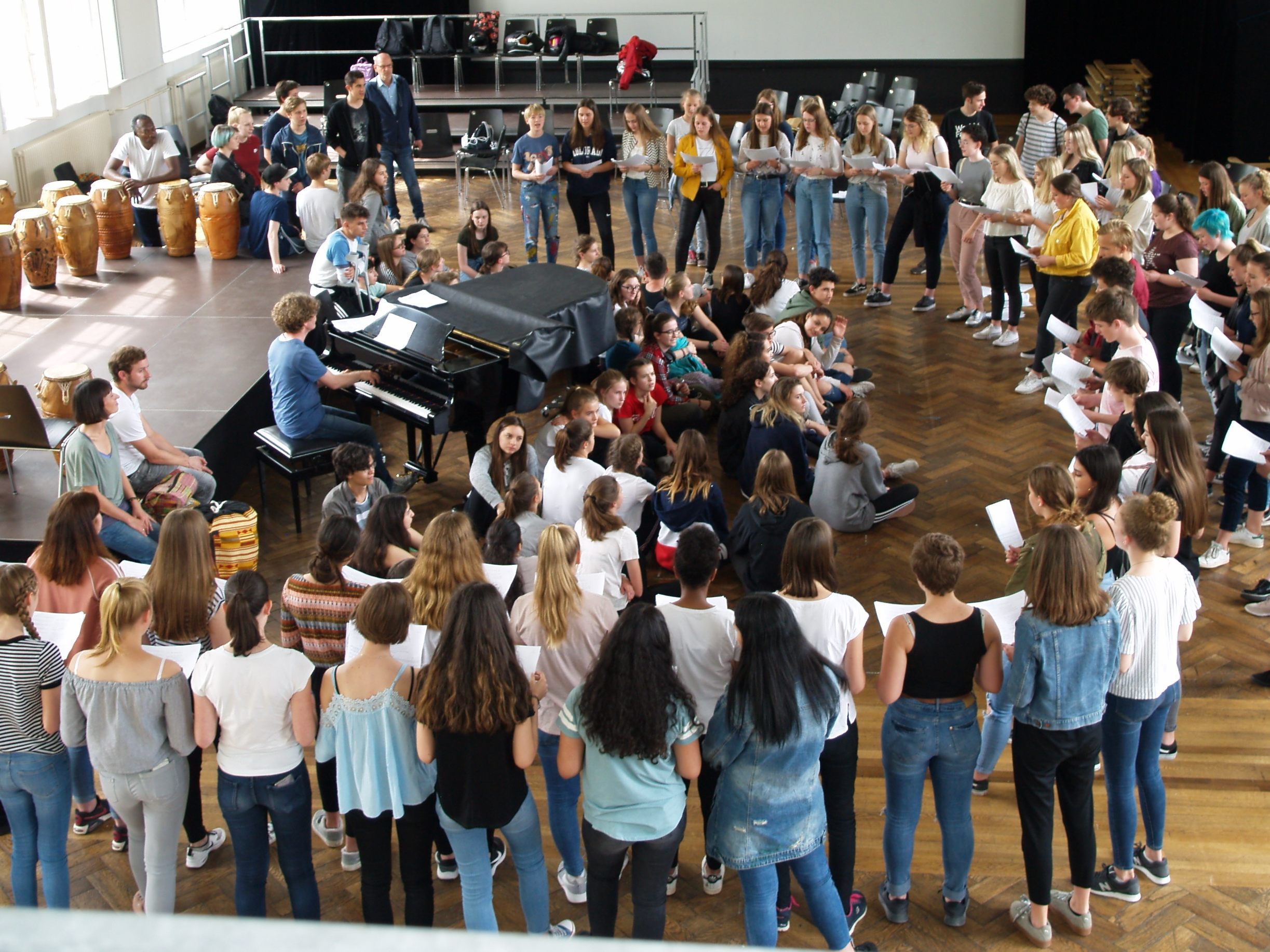 Zum 11. Mal fand im Pförtnerhaus der Instrumentalmusiktag der Oberstufenrealgymnasien statt. Zum 11. Mal fand im Pförtnerhaus der Instrumentalmusiktag der Oberstufenrealgymnasien statt.