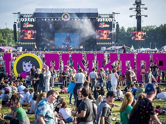Das Pinkpop-Festival wird jährlich von Zehntausenden besucht