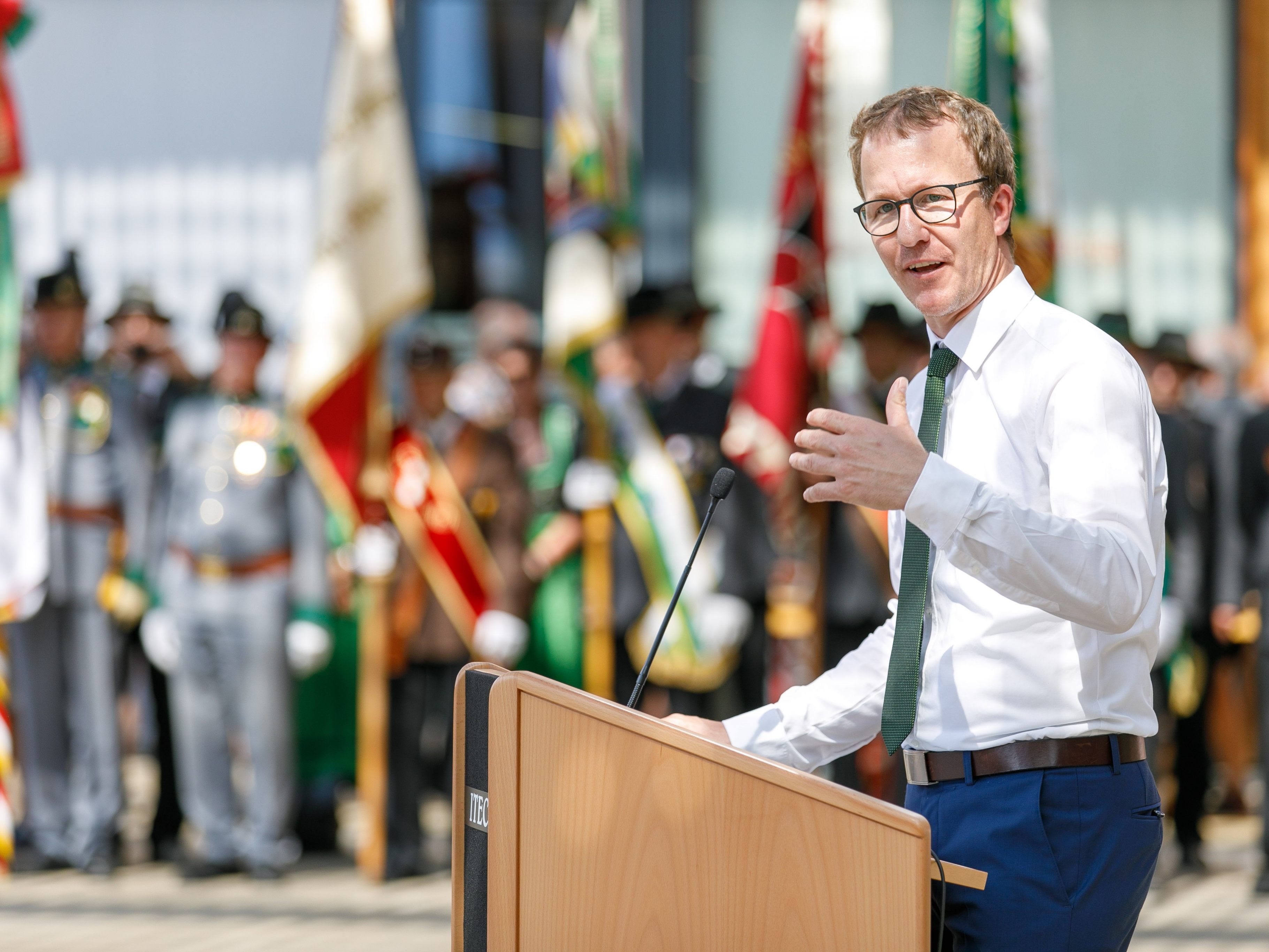 Sicherheitslandesrat pochte bei Rekruten-Angelobung in Ludesch auf vereinbarten Ausbau der Militärstrukturen im Land Sicherheitslandesrat pochte bei Rekruten-Angelobung in Ludesch auf vereinbarten Ausbau der Militärstrukturen im Land