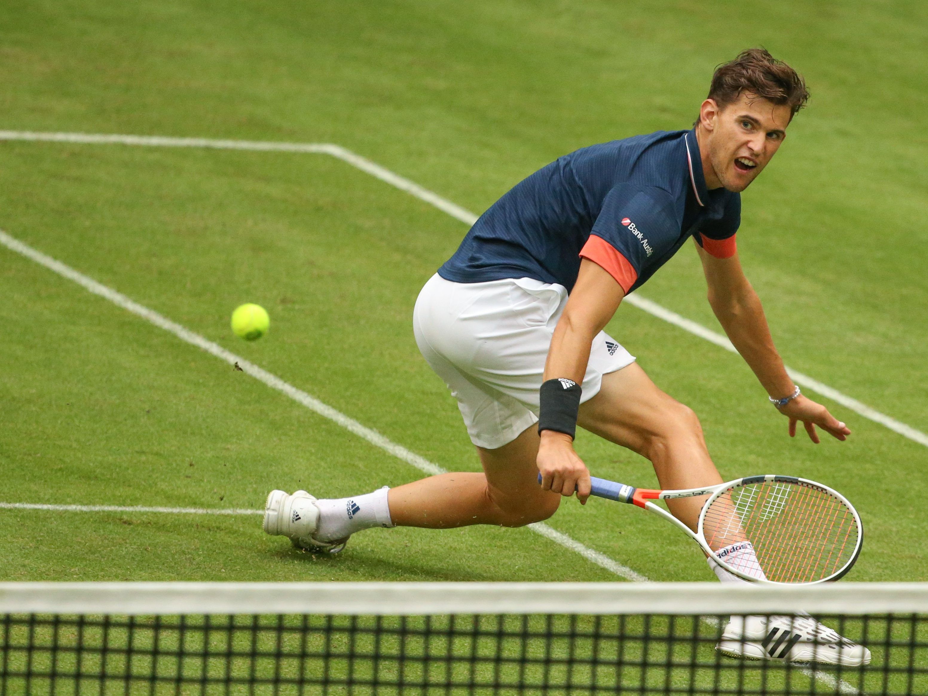Dominic Theim startet in Winbledon gegen Marcos Baghdatis. Dominic Theim startet in Winbledon gegen Marcos Baghdatis.