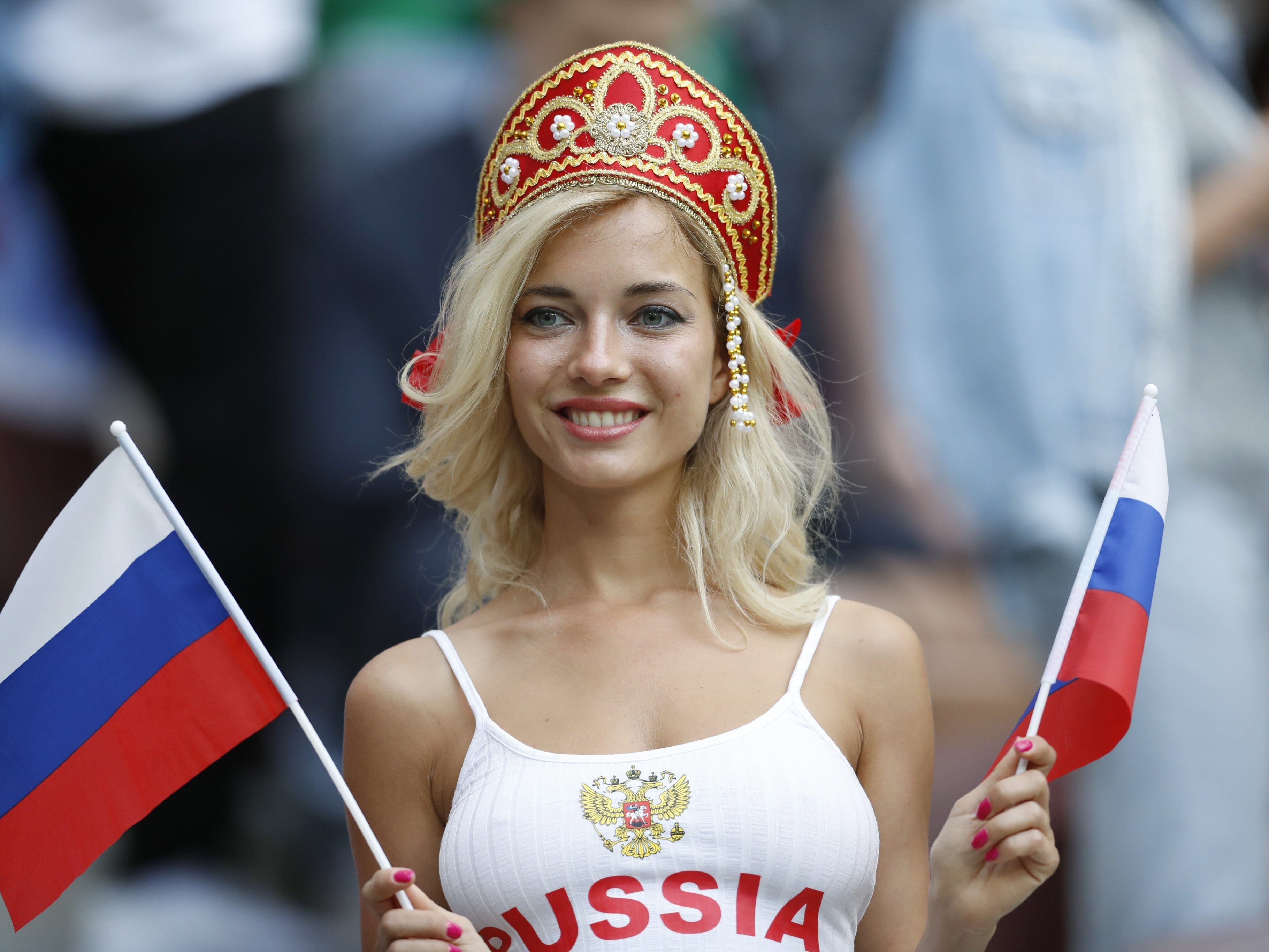 Russlands schönster Fan ist keine Unbekannte.