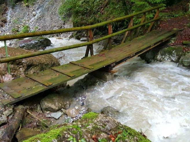 Brücke über den Emmebach wird ersetzt