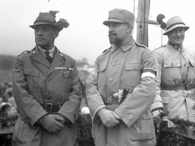 Richard Steidle: Propagandaminister, Bundesführer der Heimwehr, Österreich. Richard Steidle: Propagandaminister, Bundesführer der Heimwehr, Österreich.