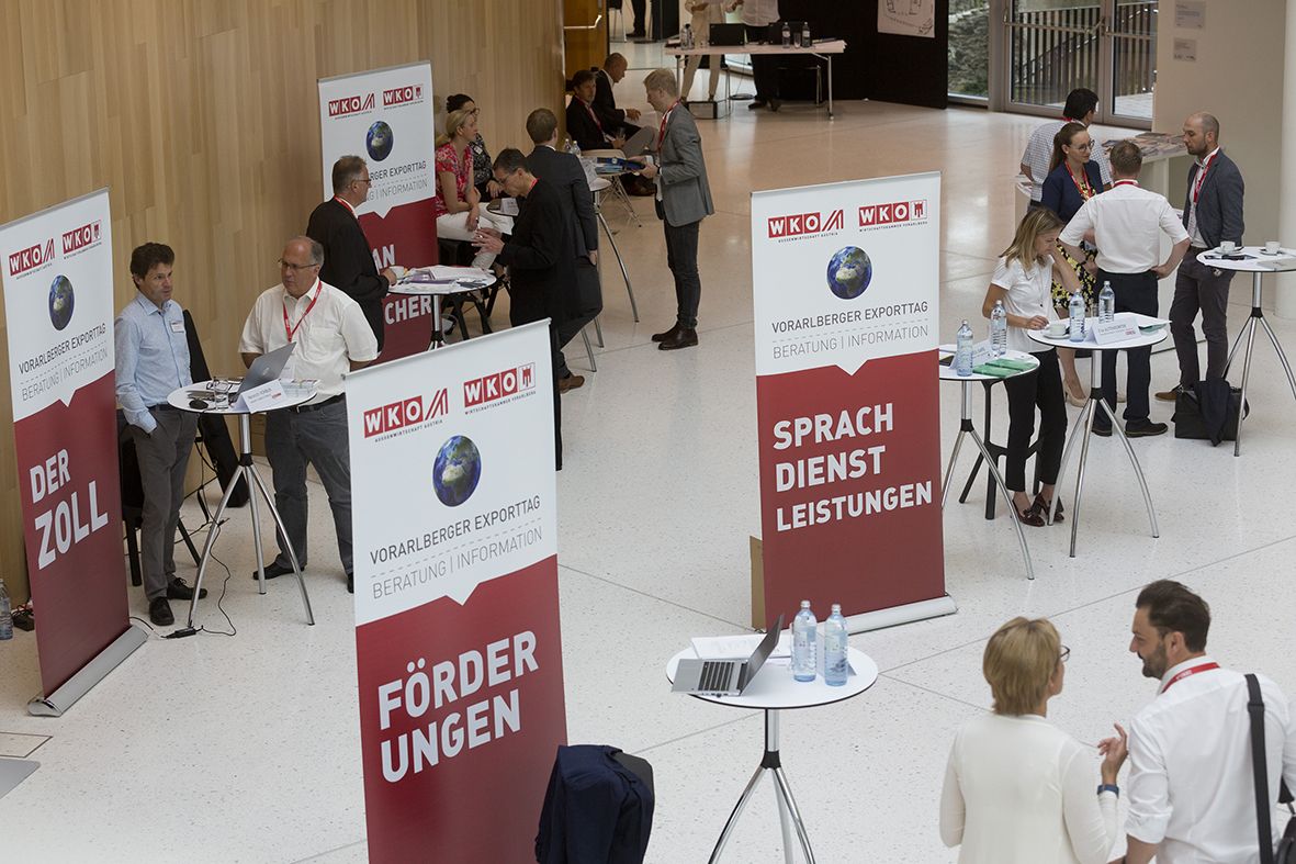 Vorarlbergs Unternehmer profitieren beim Exporttag von Beratungsgesprächen mit den Wirtschaftsdelegierten aus aller Welt, Experten-Workshops und Informationsständen zu unterschiedlichen Themen. Vorarlbergs Unternehmer profitieren beim Exporttag von Beratungsgesprächen mit den Wirtschaftsdelegierten aus aller Welt, Experten-Workshops und Informationsständen zu unterschiedlichen Themen.