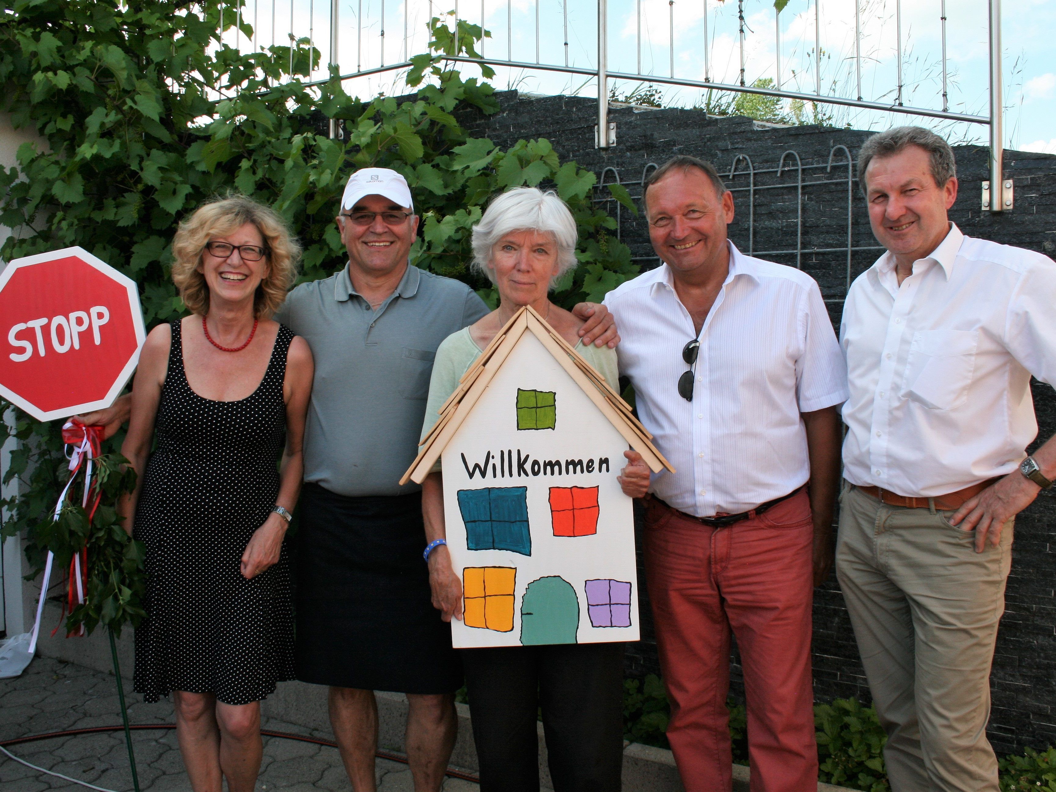 Maria Nußbaumer (LWL-Team), Gebi Nußbaumer (Café Stopp), Anne-Kathrin Schneider, Bgm. Kurt Krottenhammer, Dr. Gebhard Bechter.   