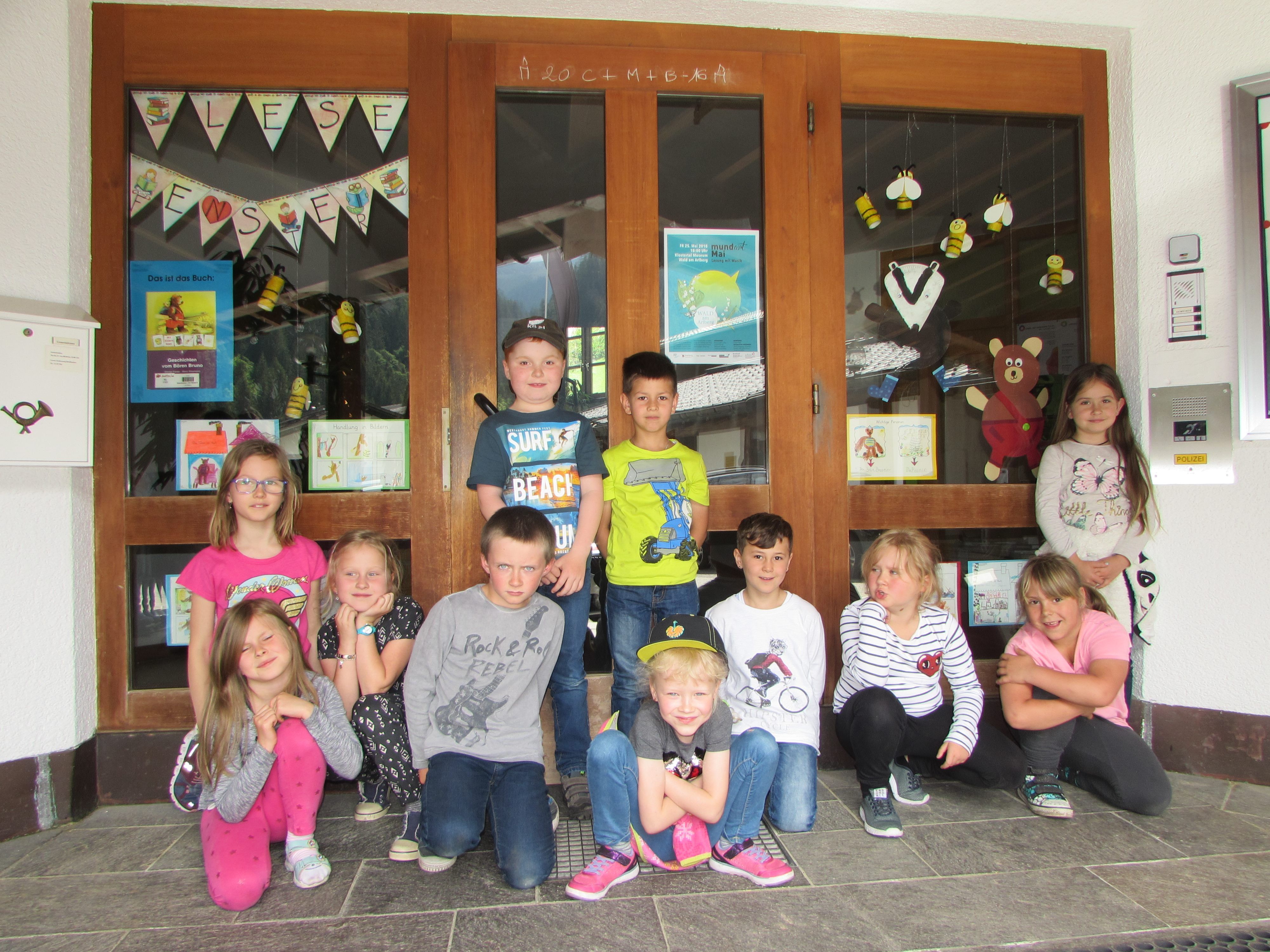 Die stolze Volksschüler