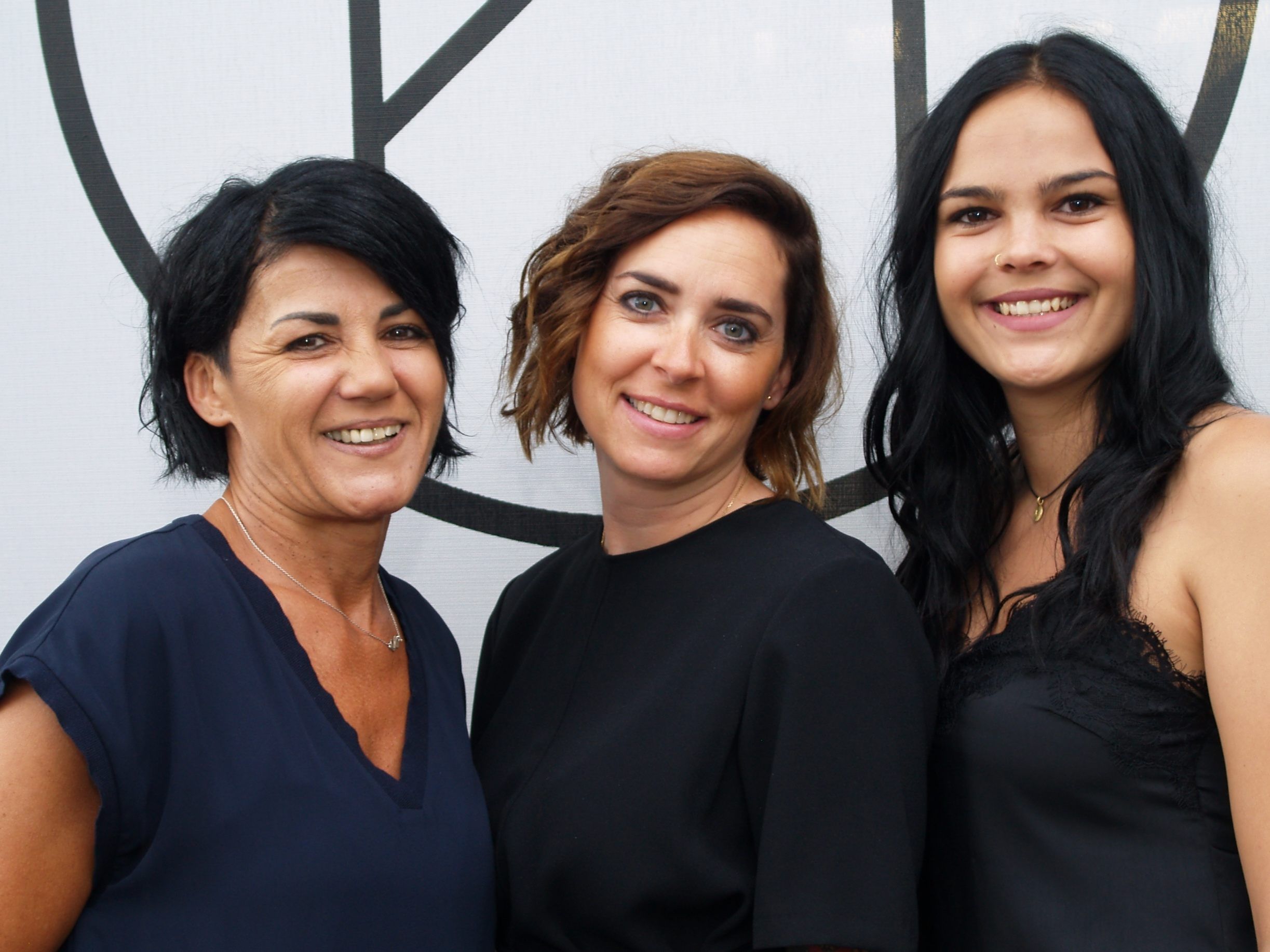 Manuela Nigsch-Lucca mit ihren Mitarbeiterinnen Ulli Hämmerle und Kim Granig bei der Jubiläumsfeier. Manuela Nigsch-Lucca mit ihren Mitarbeiterinnen Ulli Hämmerle und Kim Granig bei der Jubiläumsfeier.