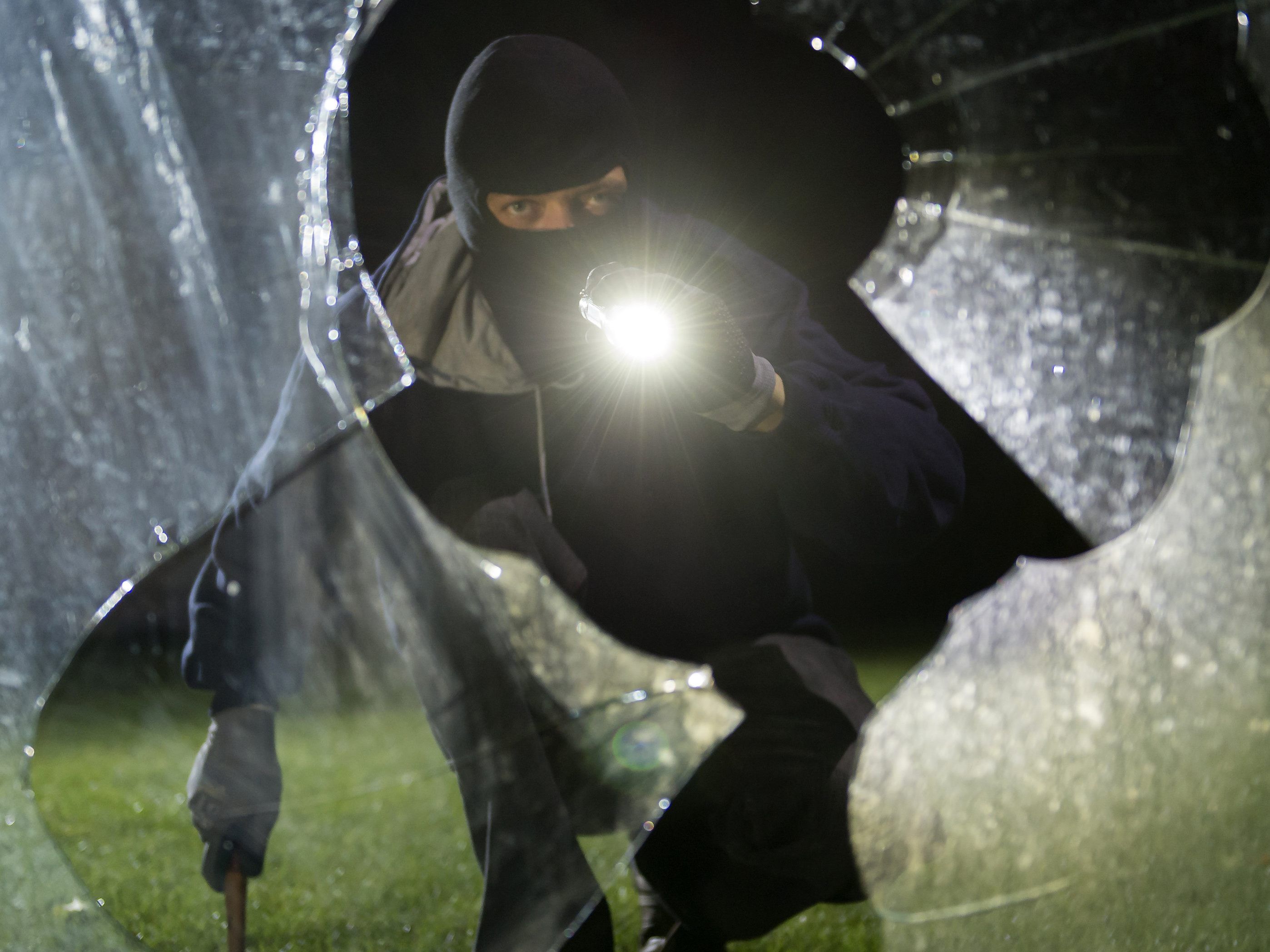 In der Nacht auf Mittwoch kam es in Wiener Neustadt zu mehreren Einbrüchen. In der Nacht auf Mittwoch kam es in Wiener Neustadt zu mehreren Einbrüchen.