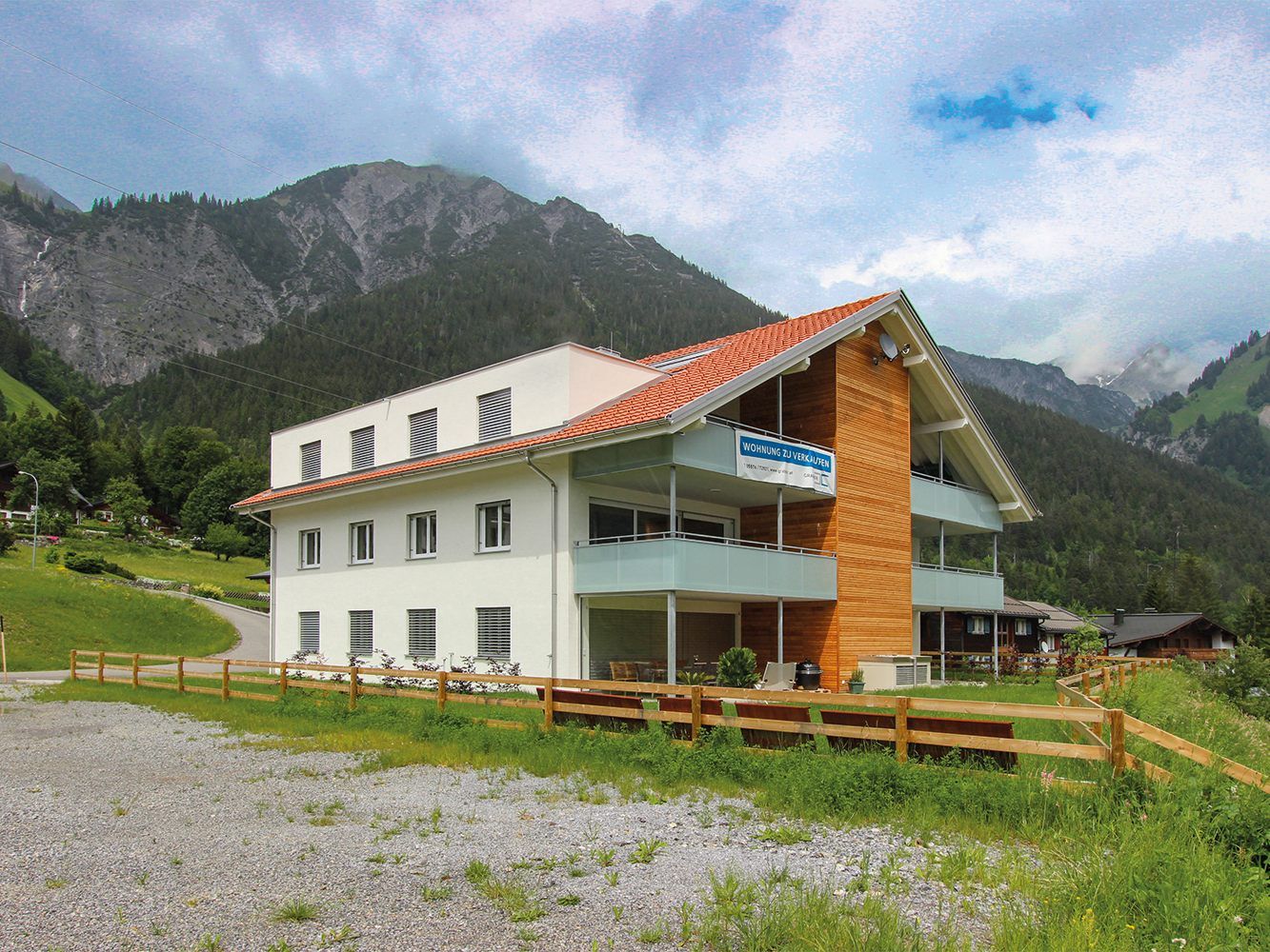 Noch ist eine schöne 4-Zimmer-Dachgeschoss-Wohnung mit herrlicher Fernsicht frei