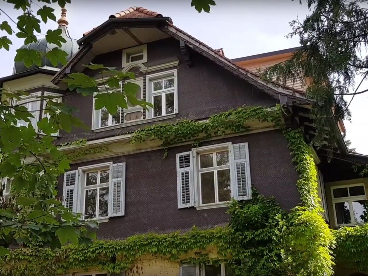 Villa Freudeck wartet immer noch auf den Abriss. Villa Freudeck wartet immer noch auf den Abriss.