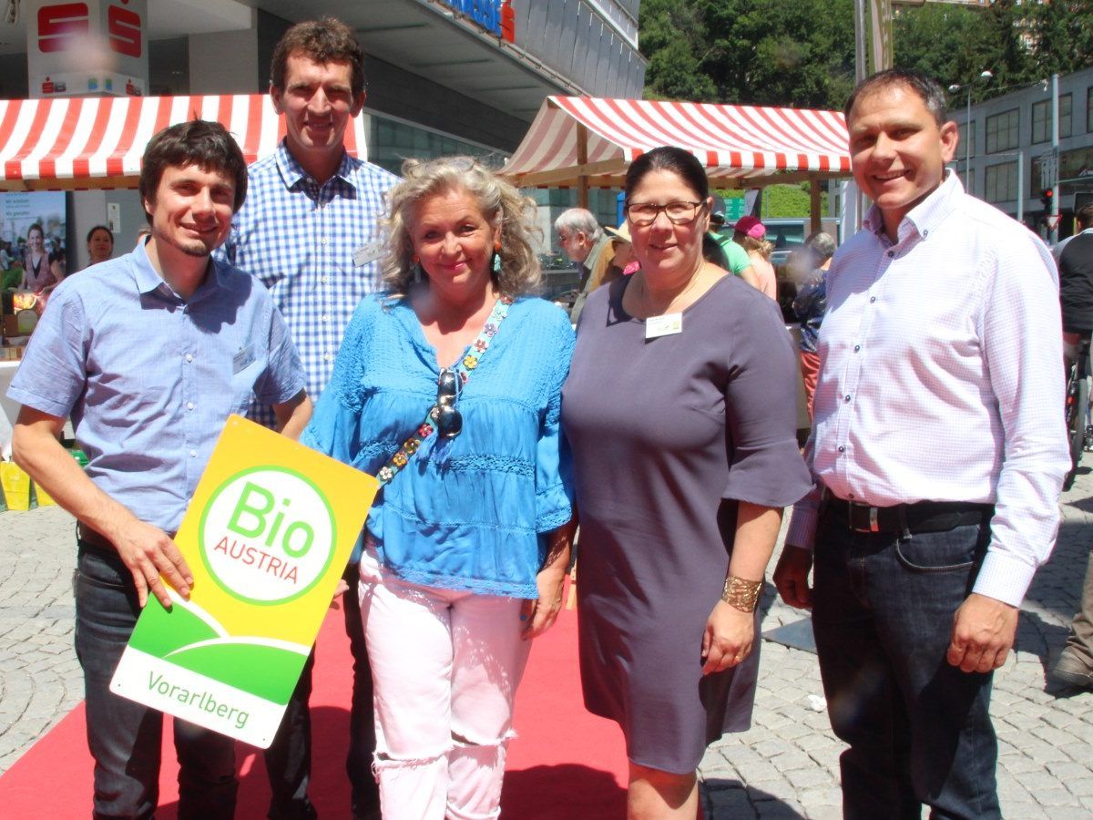 Bio und Regional kommt bei den Marktgästen gut an.