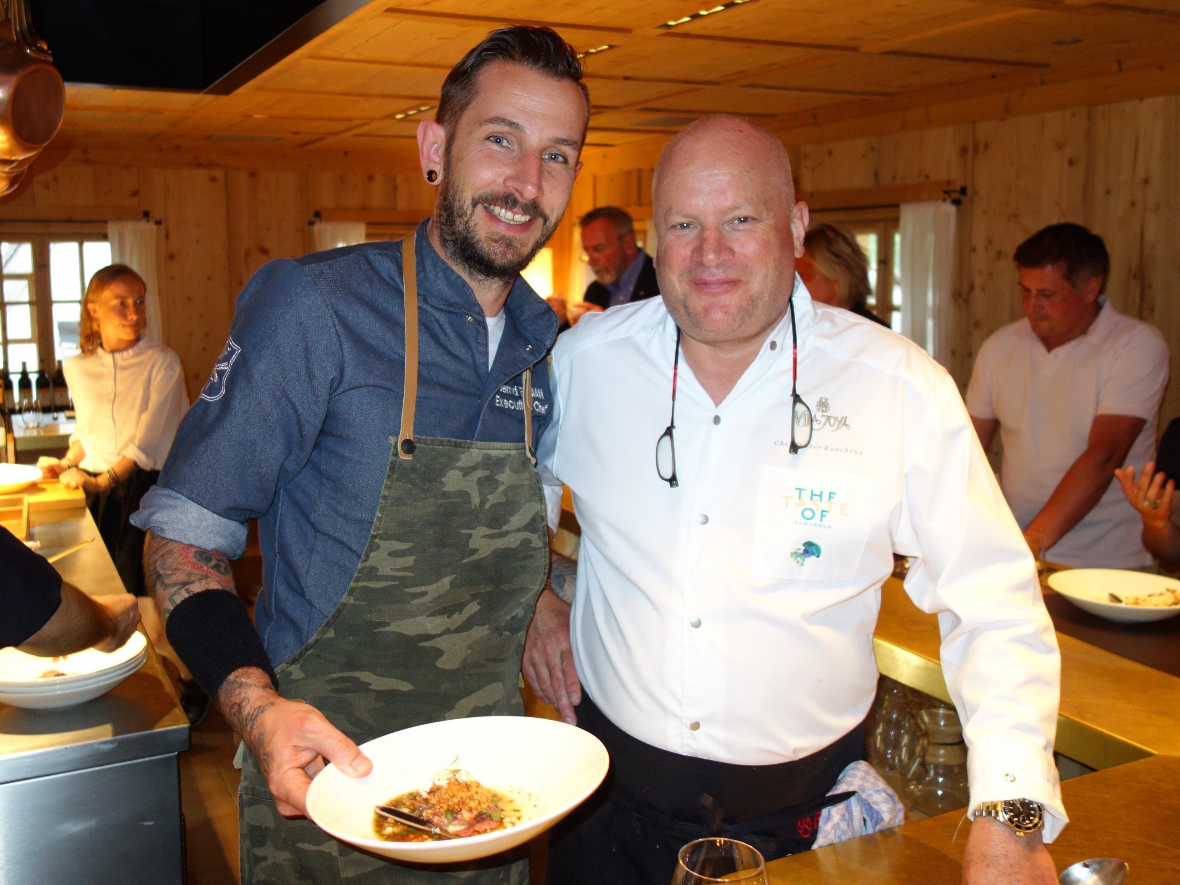 Bernd Fabian und Dieter Koschina schwangen ihre Kochlöffel in Zug.