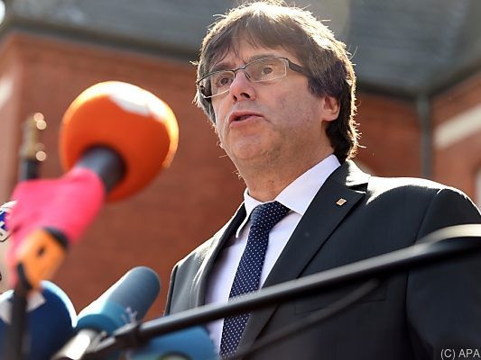 Puigdemont bleibt zunächst auf freiem Fuß