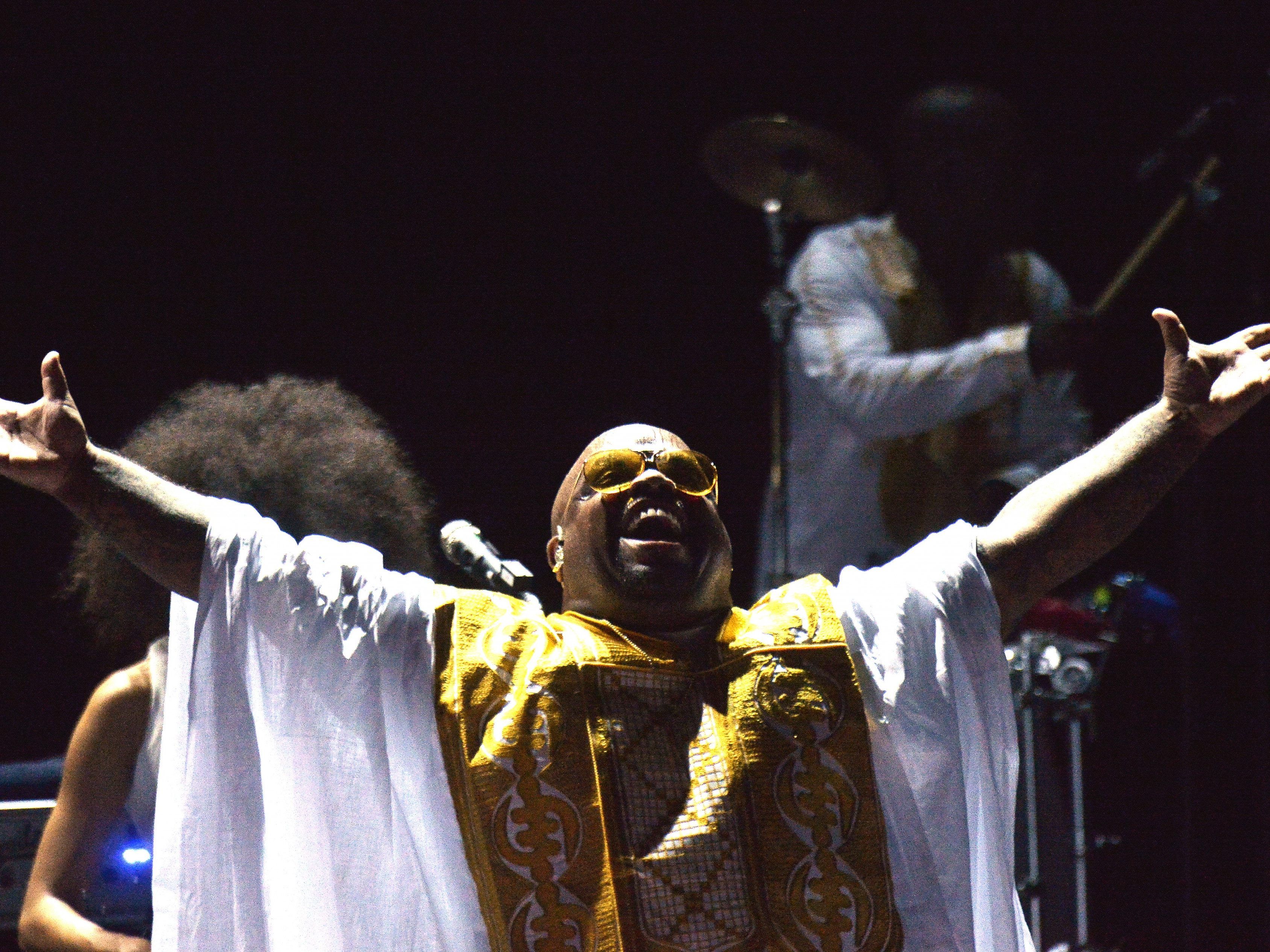 Nicht nur das Outfit von Cee-Lo Green war "crazy". Nicht nur das Outfit von Cee-Lo Green war "crazy".