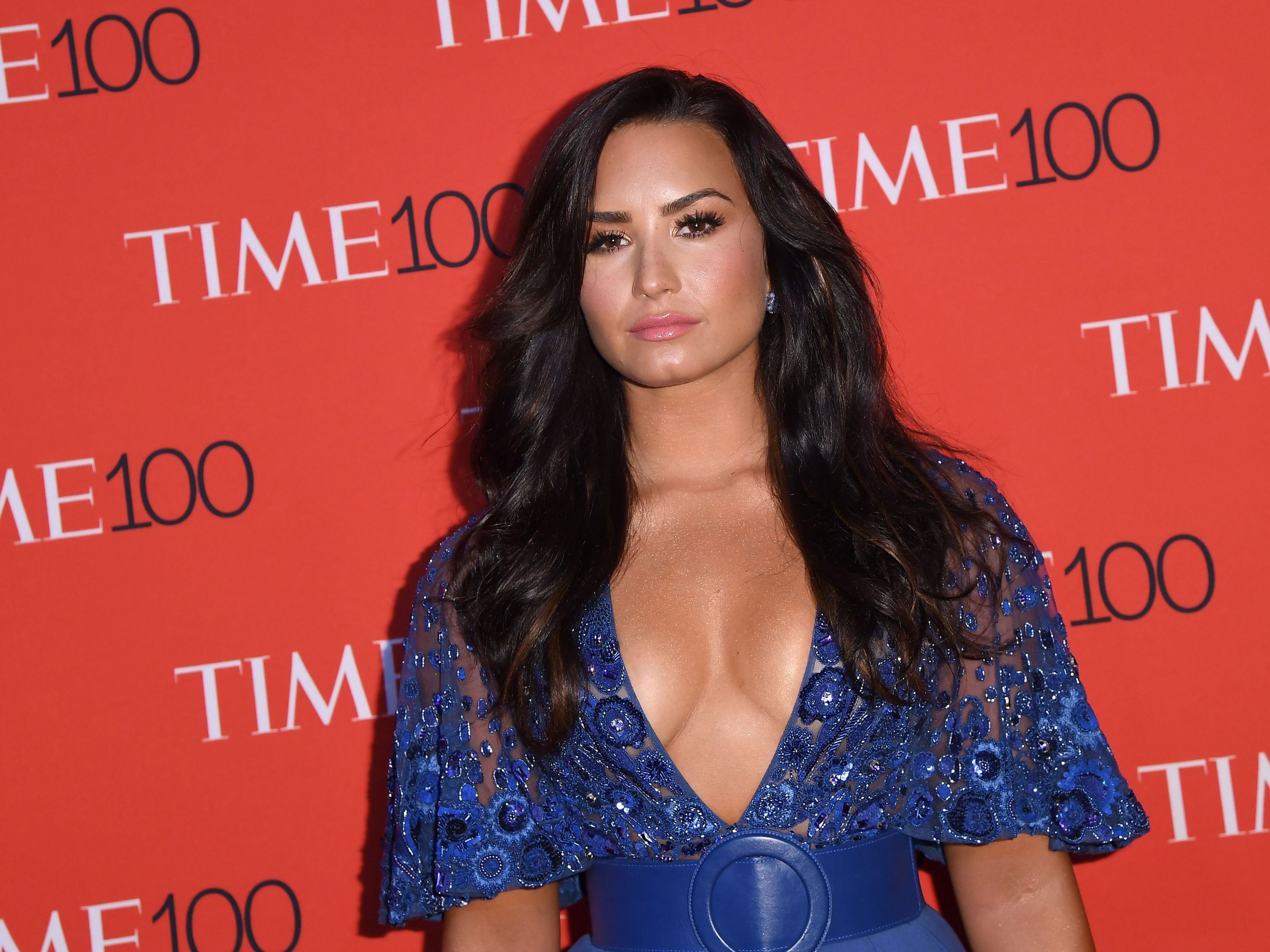 Popstar Demi Lovato soll nach einer Überdosis in ein Krankenhaus eingeliefert worden seien. Popstar Demi Lovato soll nach einer Überdosis in ein Krankenhaus eingeliefert worden seien.