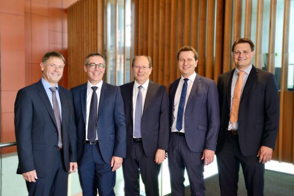 Martin Blum, Philipp Blum, Gerhard E. Blum, Gerhard Humpeler und Urs Bolter (von links) - Julius Blum GmbH Martin Blum, Philipp Blum, Gerhard E. Blum, Gerhard Humpeler und Urs Bolter (von links) - Julius Blum GmbH
