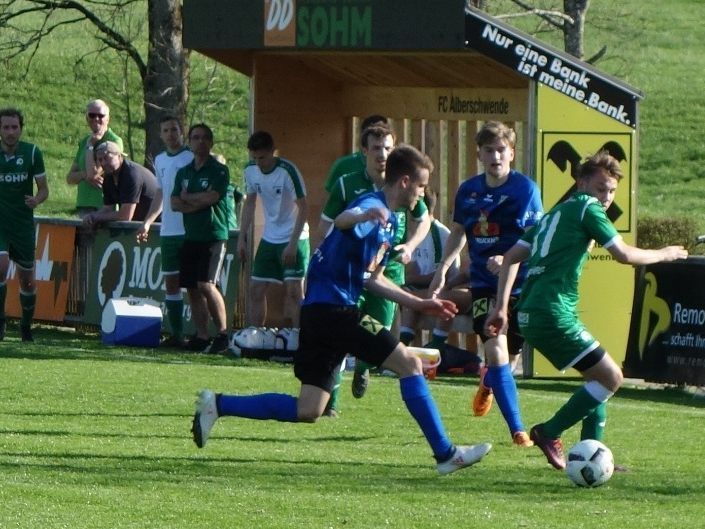 Die Alberschwender Kicker haben die Titelverteidigung im Visier.