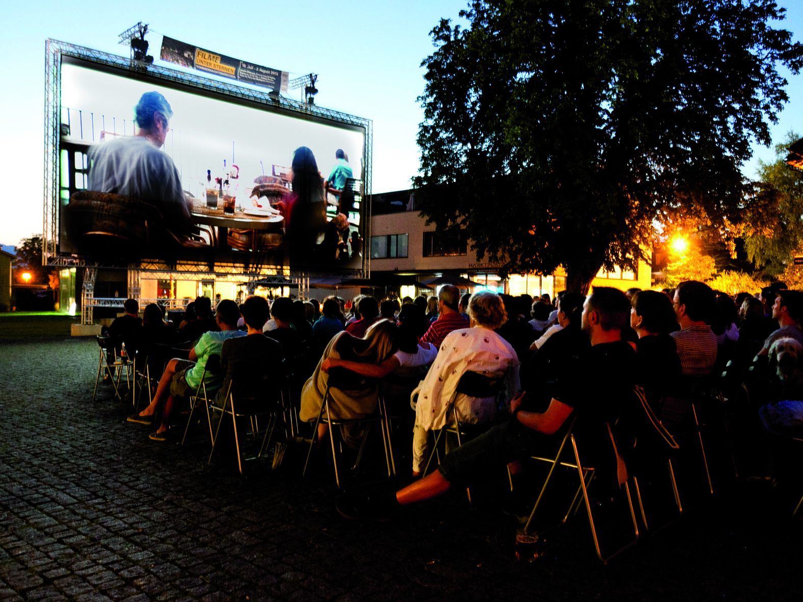 Filme unter Sternen auch im August 2018 wieder am Rankweiler Marktplatz. Filme unter Sternen auch im August 2018 wieder am Rankweiler Marktplatz.
