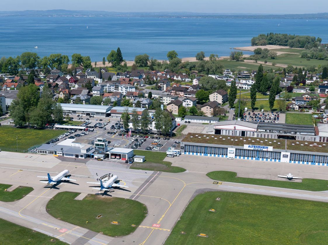 Der regionale Flughafen Altenrhein dienst besonders für Geschäftsreisen aus der Rheintal-Region nach Wien Der regionale Flughafen Altenrhein dienst besonders für Geschäftsreisen aus der Rheintal-Region nach Wien