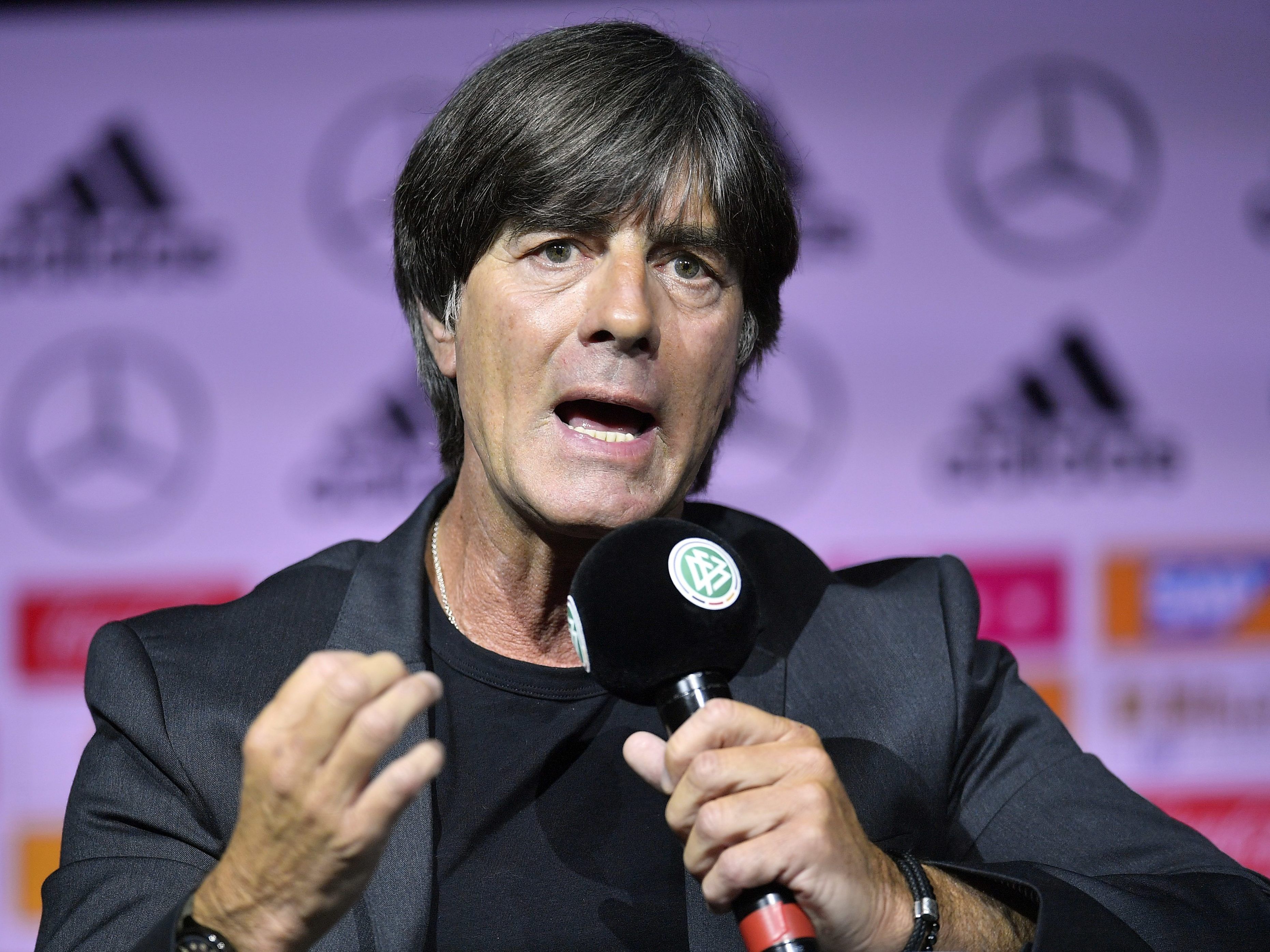 Jogi Löw will weitermachen.