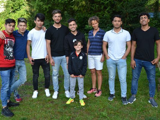 Die jungen geflüchteten Menschen im Haus Said nutzten das Sommerfest, um „Danke“ zu sagen.