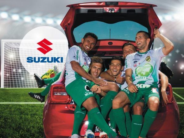 14 sportliche Herren befanden sich im Innenraum des Suzuki Swift