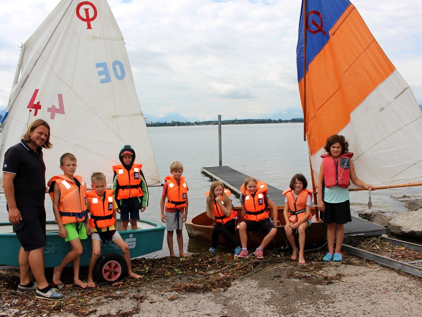 Der Sommer im Leiblachtal mit Bodensee und Pfänder direkt vor der Haustür bietet der Jugend die vielfältigsten Möglichkeiten zur aktiven Freizeitgestaltung. Der Sommer im Leiblachtal mit Bodensee und Pfänder direkt vor der Haustür bietet der Jugend die vielfältigsten Möglichkeiten zur aktiven Freizeitgestaltung.