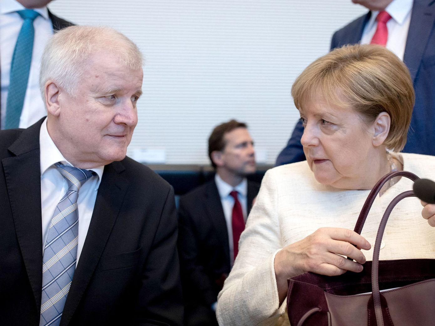 Deutschland macht Pläne für Transitzentren nahe der Grenze zu Österreich.