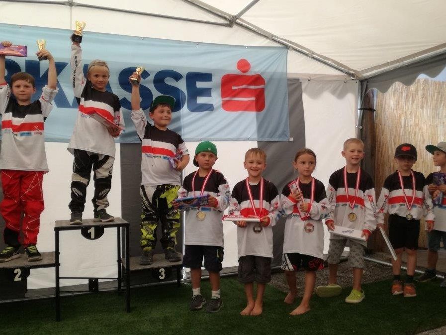 Lauter Sieger: Die BMXler der Klasse Amateure -8.