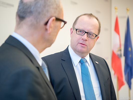 Finanzstaatssekretär Fuchs möchte bis 2022 auf 40 Prozent kommen Finanzstaatssekretär Fuchs möchte bis 2022 auf 40 Prozent kommen