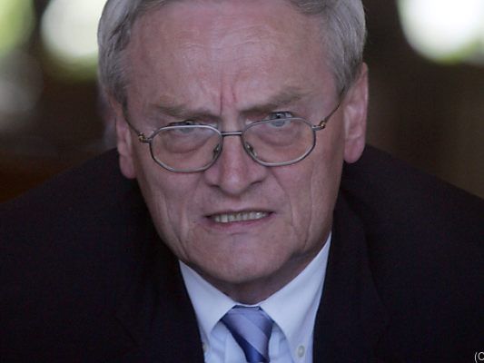 Ex-BND-Chef Hanning sorgt sich um Informationssicherheit beim BVT
