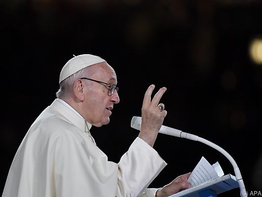 Papst Franziskus auf zweitätigem Irlandbesuch