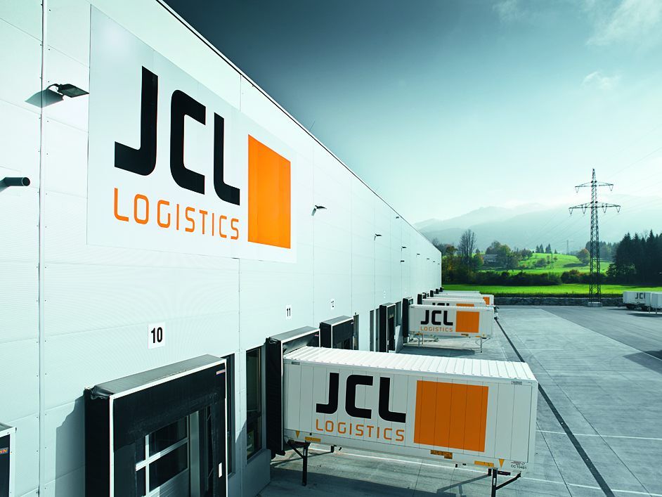 Die Logistik-Branche bietet Karrierechancen für alle, die etwas bewegen wollen. Die Logistik-Branche bietet Karrierechancen für alle, die etwas bewegen wollen.