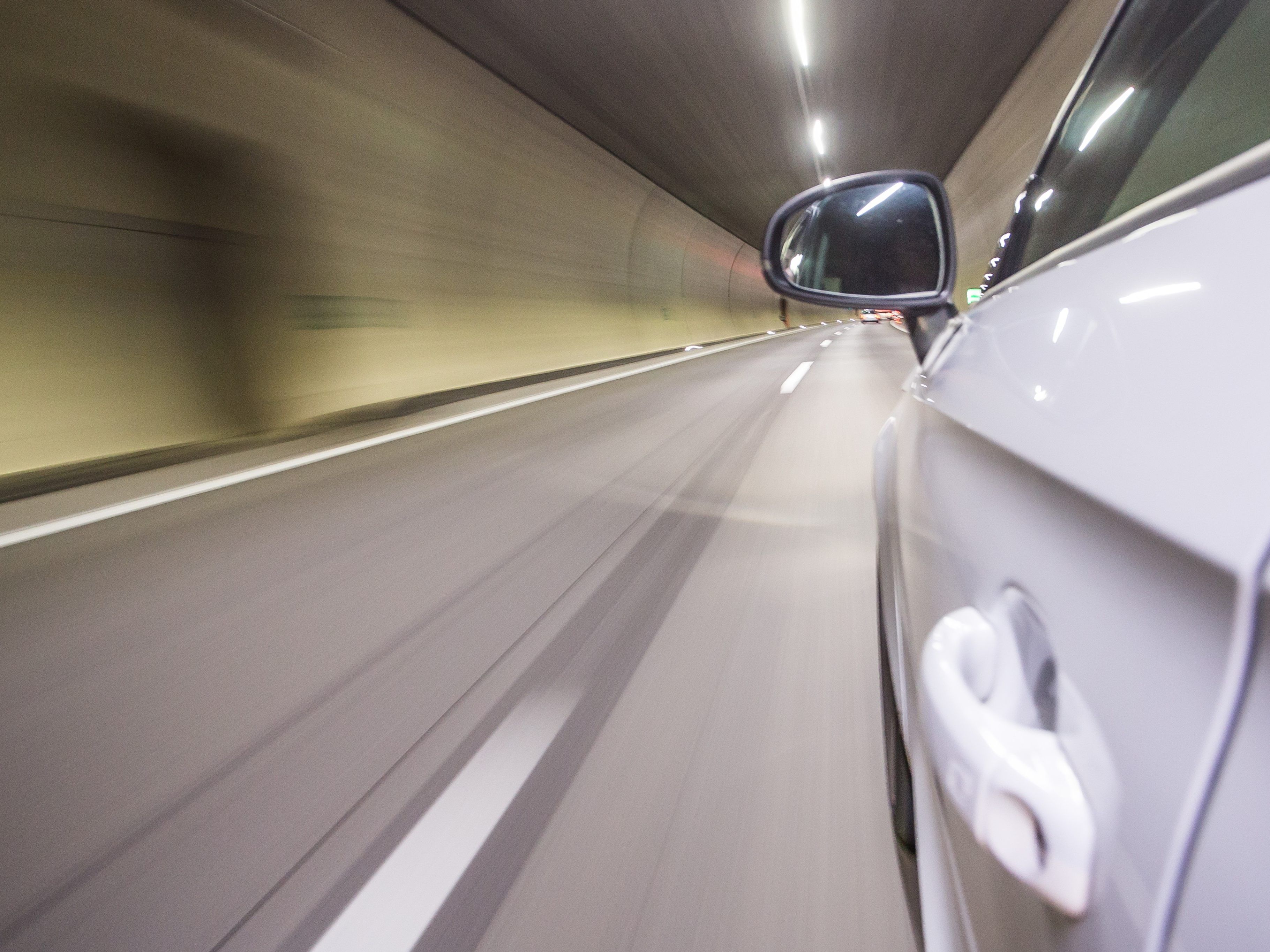 Der Langener Tunnel ist ab Montag zwischen 22.00 uhr und 6.00 Uhr gesperrt. Der Langener Tunnel ist ab Montag zwischen 22.00 uhr und 6.00 Uhr gesperrt.