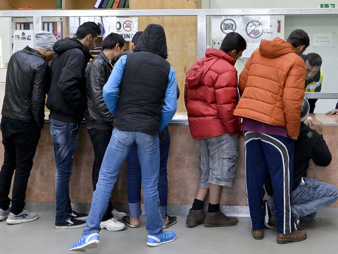 Regierung stoppt Lehre für Asylwerber - Keine Ausbildung ohne Asylstatus.