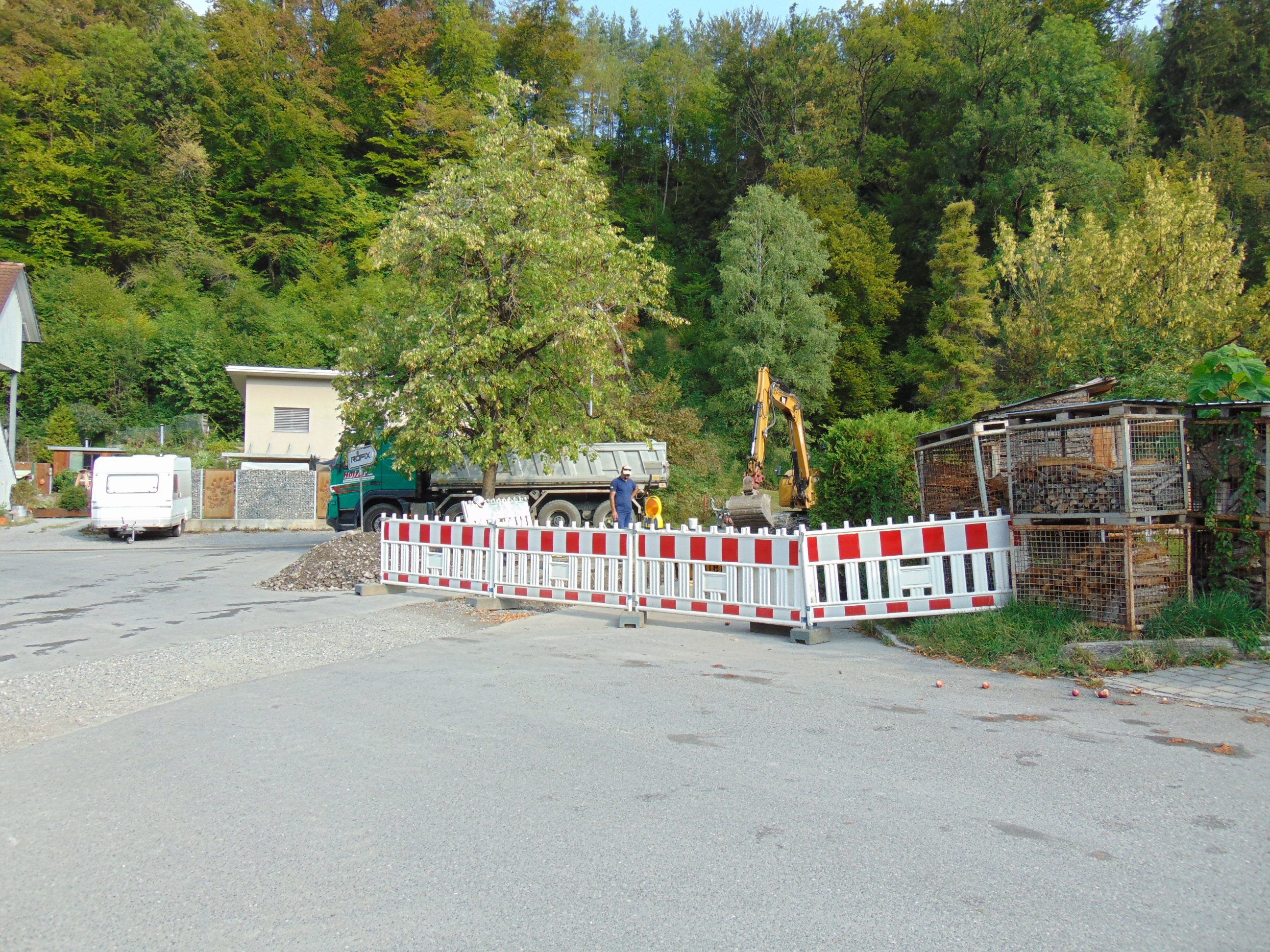 In Röthis wird weiter an der Sanierung der Wasserleitungen gearbeitet In Röthis wird weiter an der Sanierung der Wasserleitungen gearbeitet