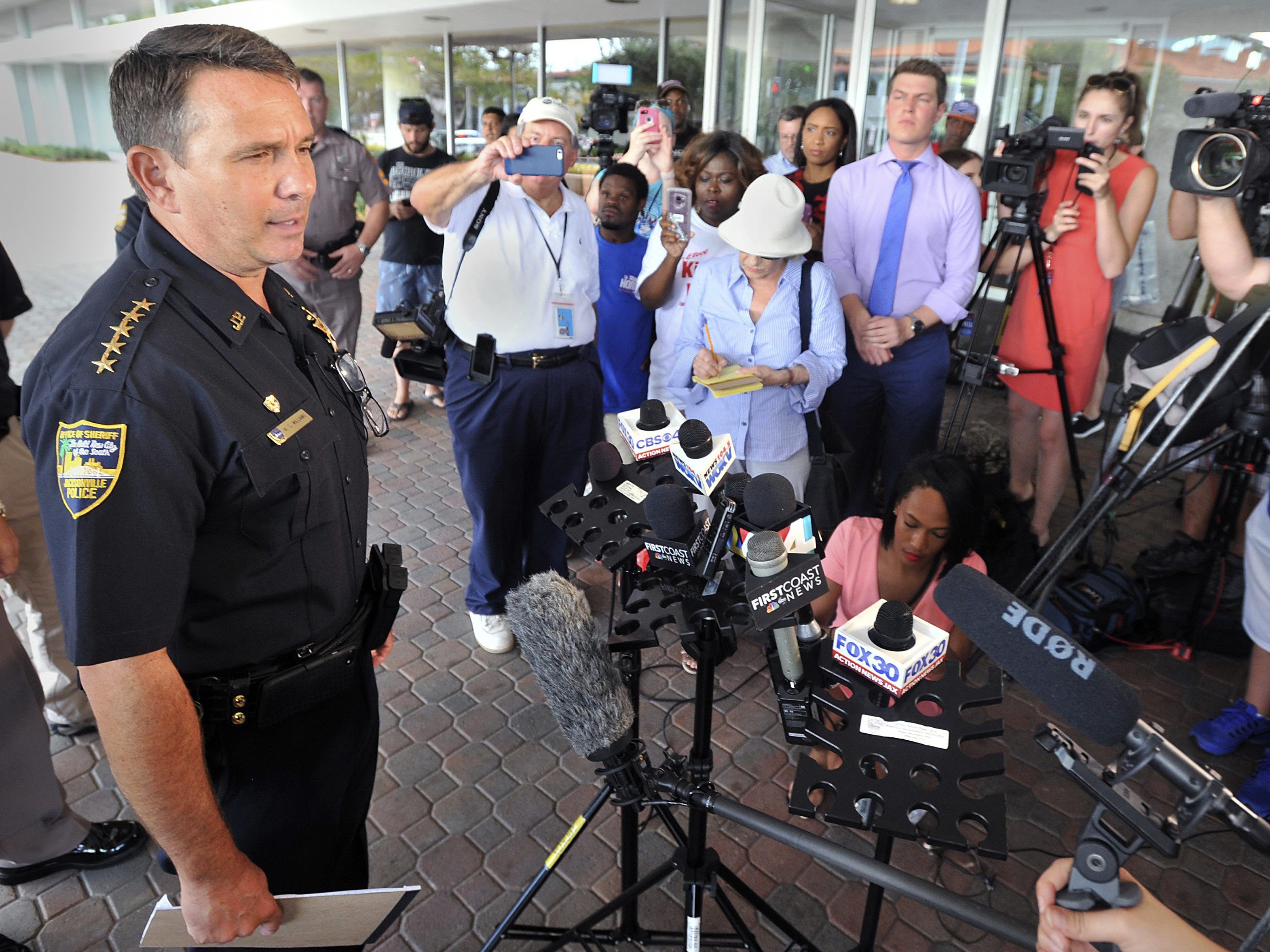 Elf Verletzte - Schütze nahm sich selbst das Leben.