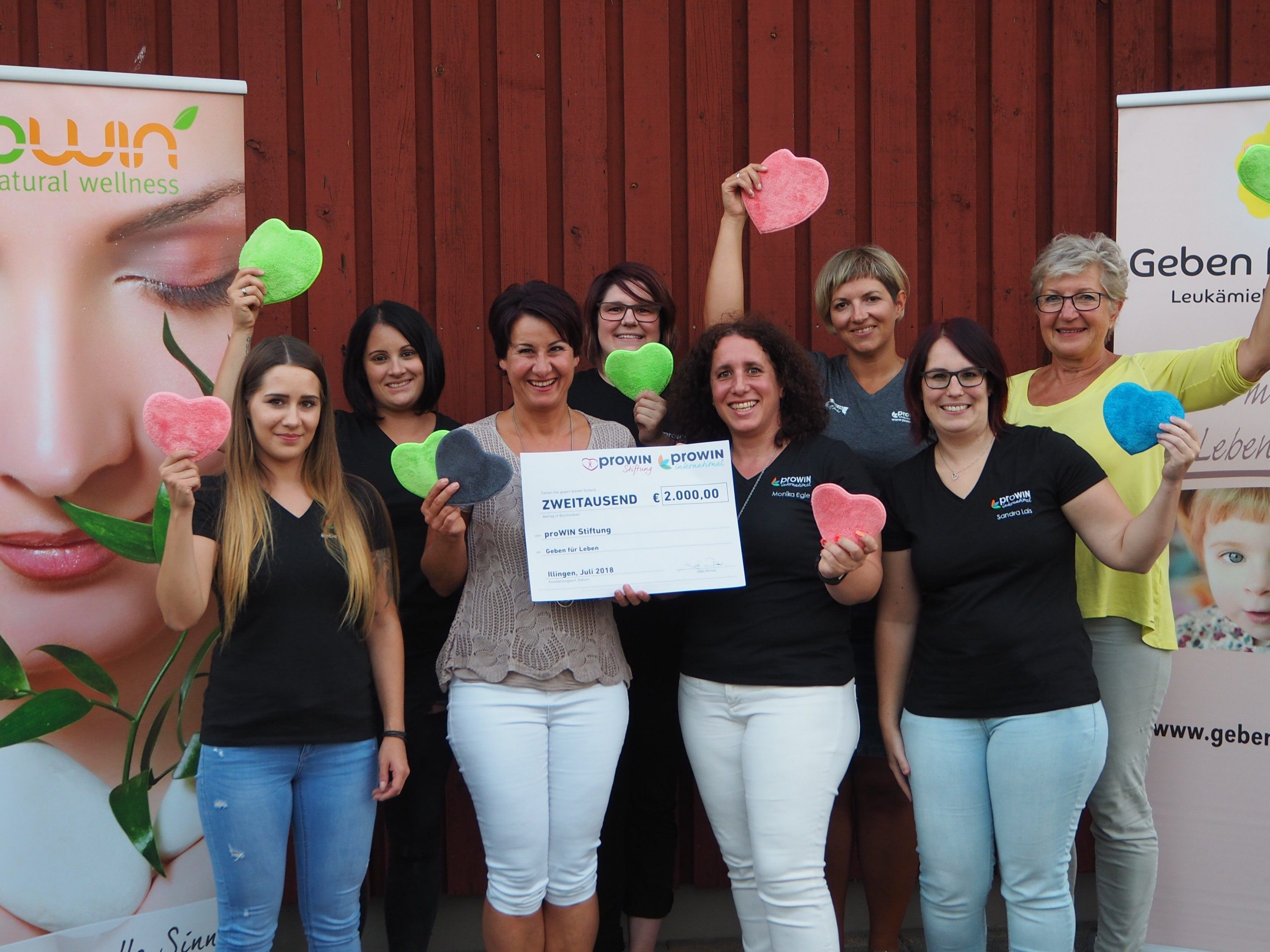 v.l.n.r.: Rebecca Delfauro, Nadine Rützler, Susanne Marosch, Claudia Bickel, Monika Egle, Barbara Oberhauser, Sandra Lais, Direktion Johanna Scheiterbauer