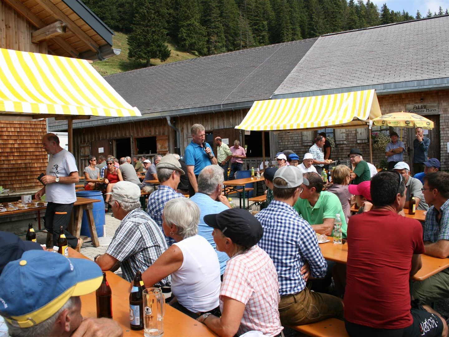 Viele Wanderer besuchten am 19. August die Alpen Schuttannen, Hinterberg, Schönenmann und Ranzenberg. Viele Wanderer besuchten am 19. August die Alpen Schuttannen, Hinterberg, Schönenmann und Ranzenberg.