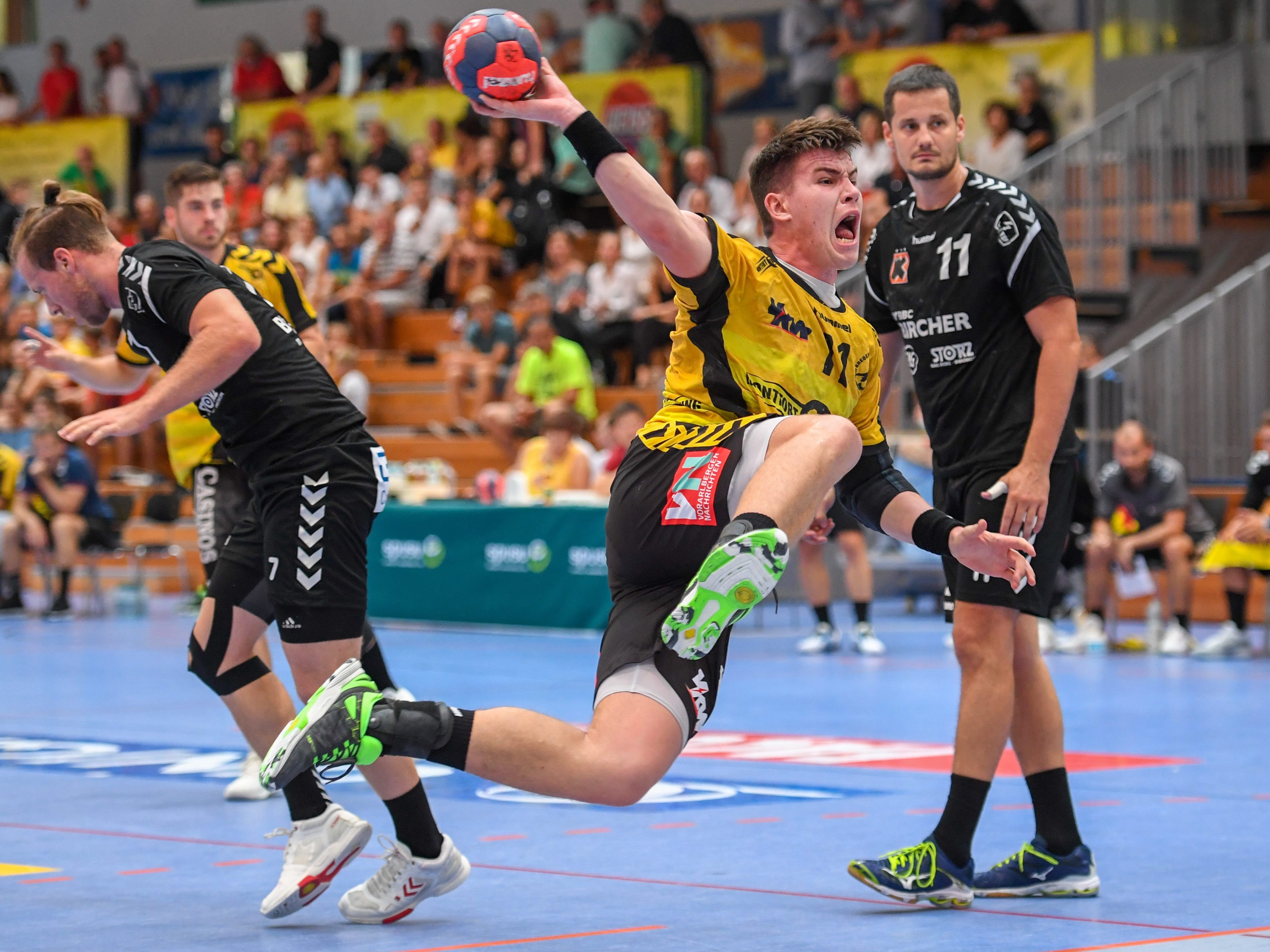 Bregenz Handball beim Testspiel gegen Kadetten Schaffhausen.