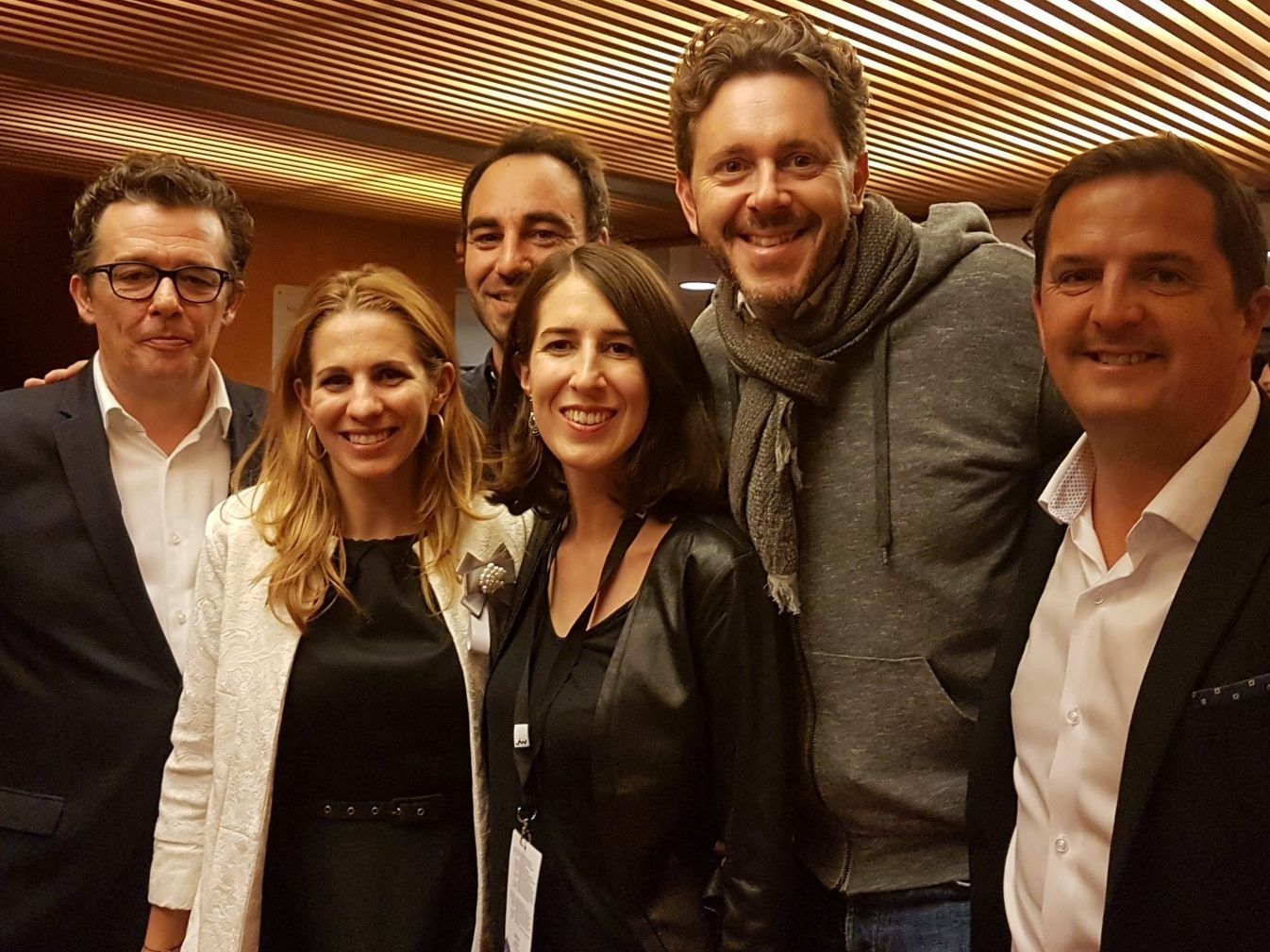 Hans-Peter Metzler, Carmen Jeitler-Cincelli, Alexander Abbrederis, Amelie Groß, Harald Mahrer und Jürgen Kessler (v.l.) beim Clubbing auf der MS Vorarlberg.