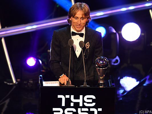 Luka Modric ist FIFA-Weltfußballer des Jahres Luka Modric ist FIFA-Weltfußballer des Jahres