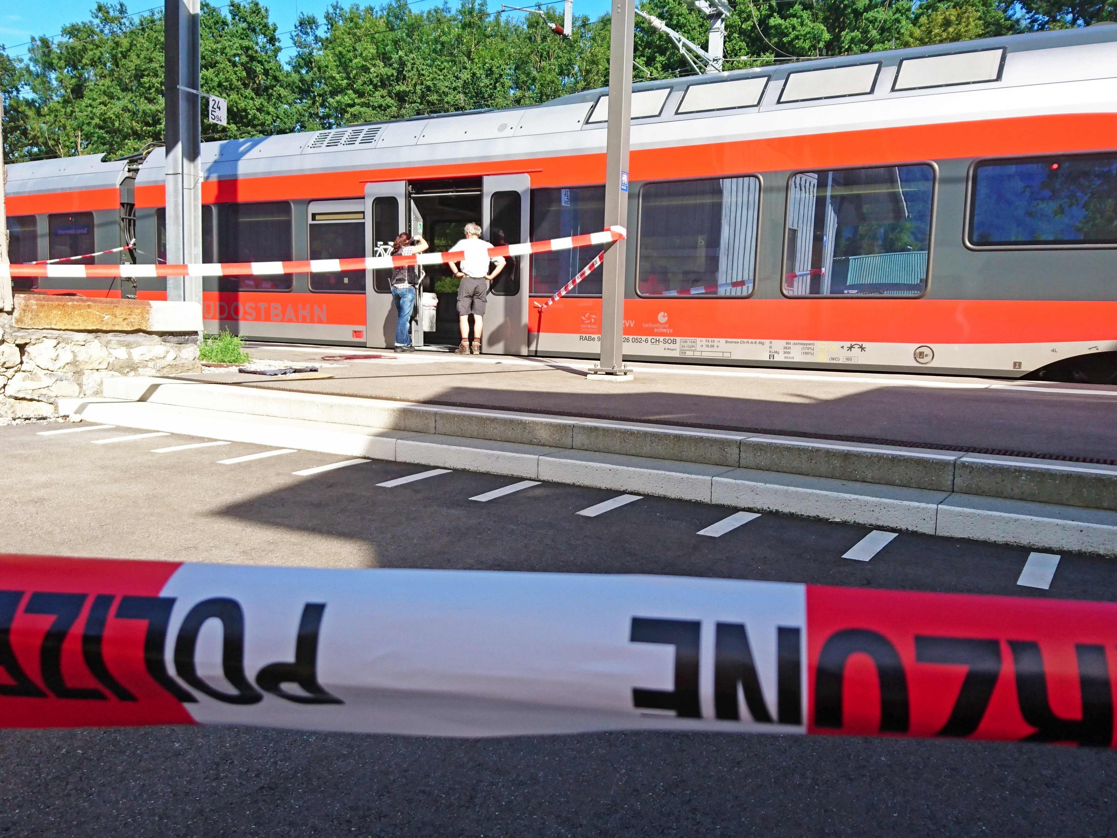 Bei einem Angriff eines Mannes auf mehrere Menschen in eine Zug in der Ostschweiz starben 2016 drei Personen. Mehrere wurden schwer verletzt.