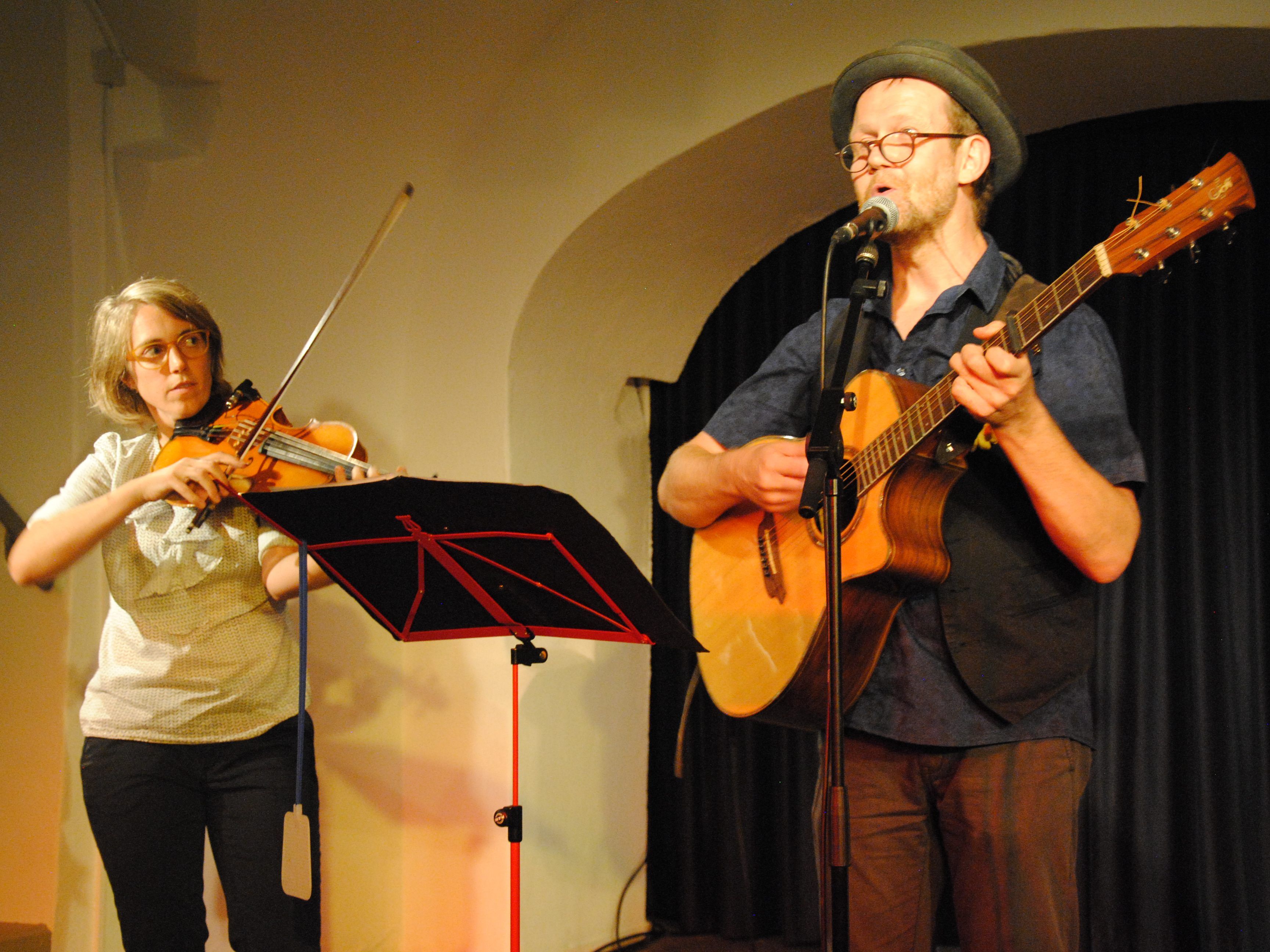 Konrad Bönig und Dorothea Rosenstock boten im TaS einen Liederabend erster Klasse.