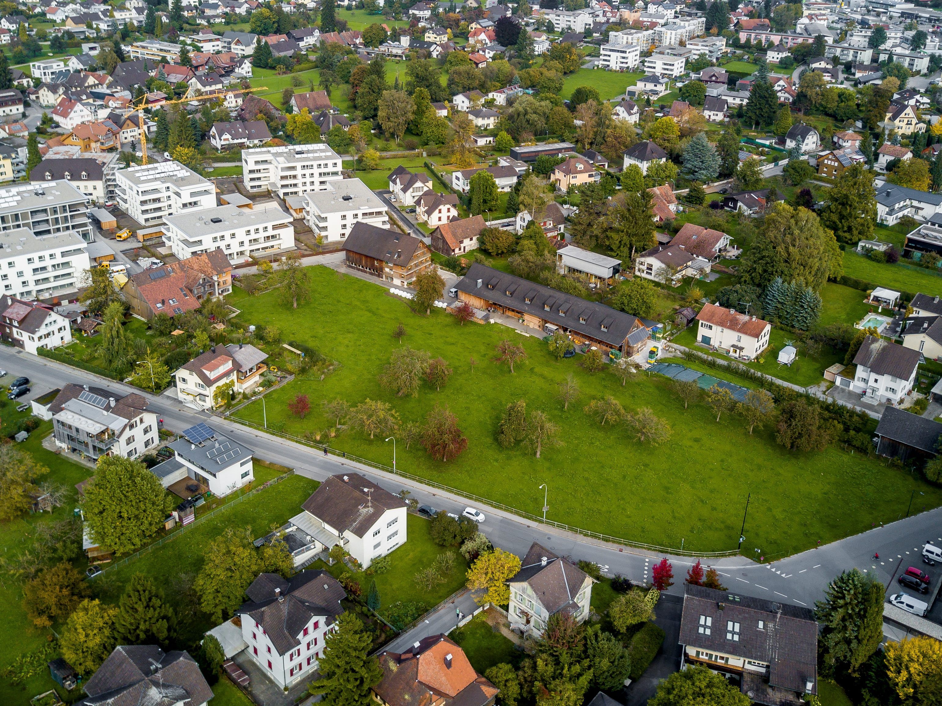 Die VN berichteten erstmals am 6. Oktober 2017 über den fragwürdigen Grundstückskauf (Grundstück im Bild).