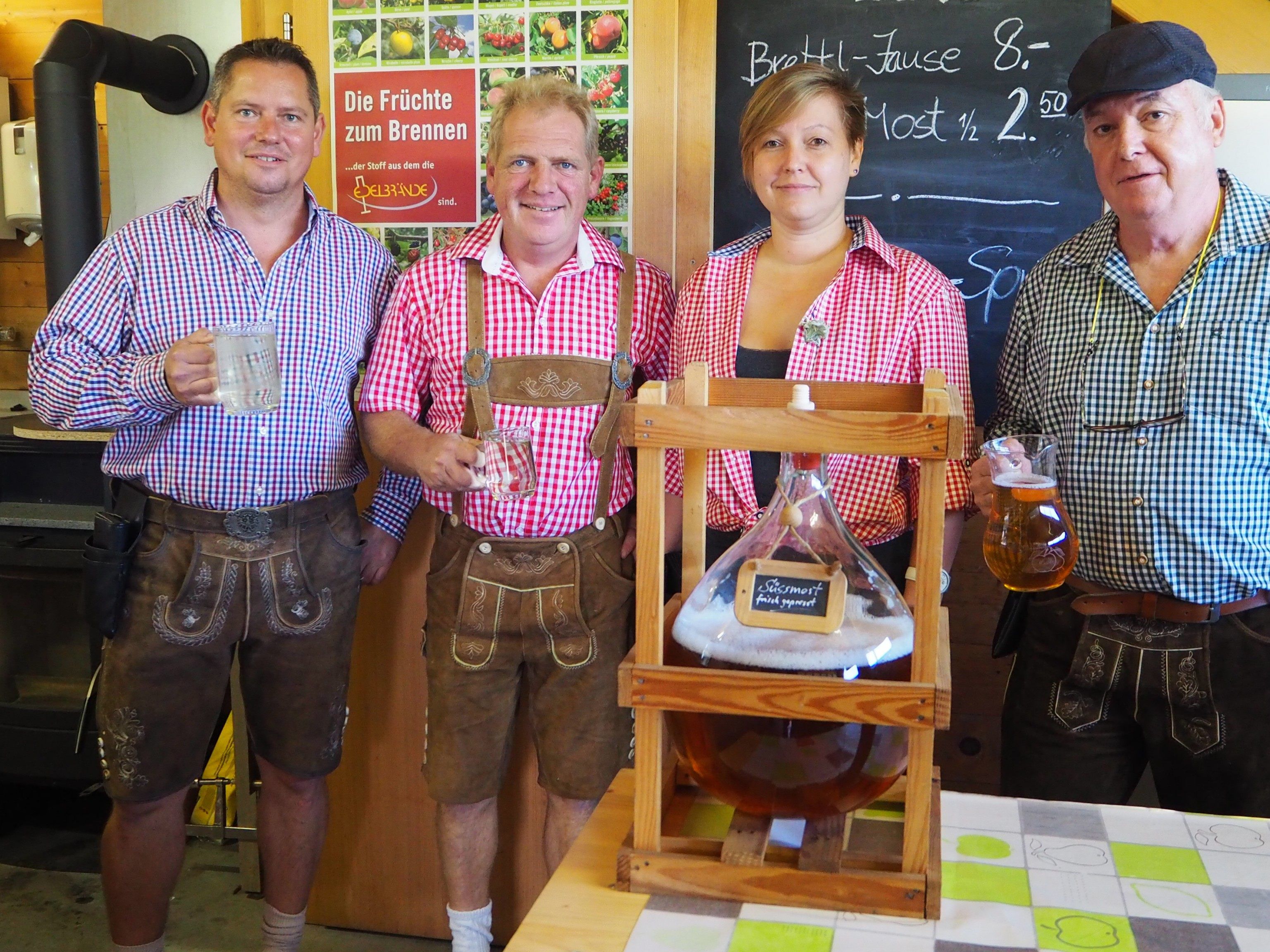 Michael Niegel, Josef Giesinger, Monika Eberle, Herbert Wehinger Michael Niegel, Josef Giesinger, Monika Eberle, Herbert Wehinger