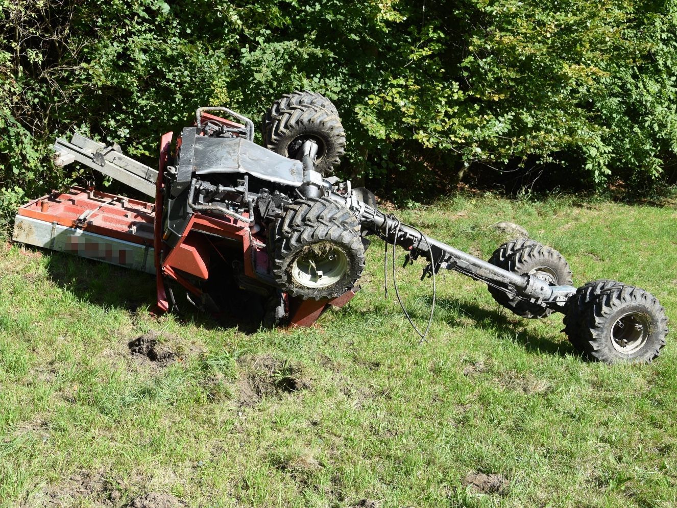 Eine 18-jährige Schweizerin wurde bei einem Unfall tödlich verletzt