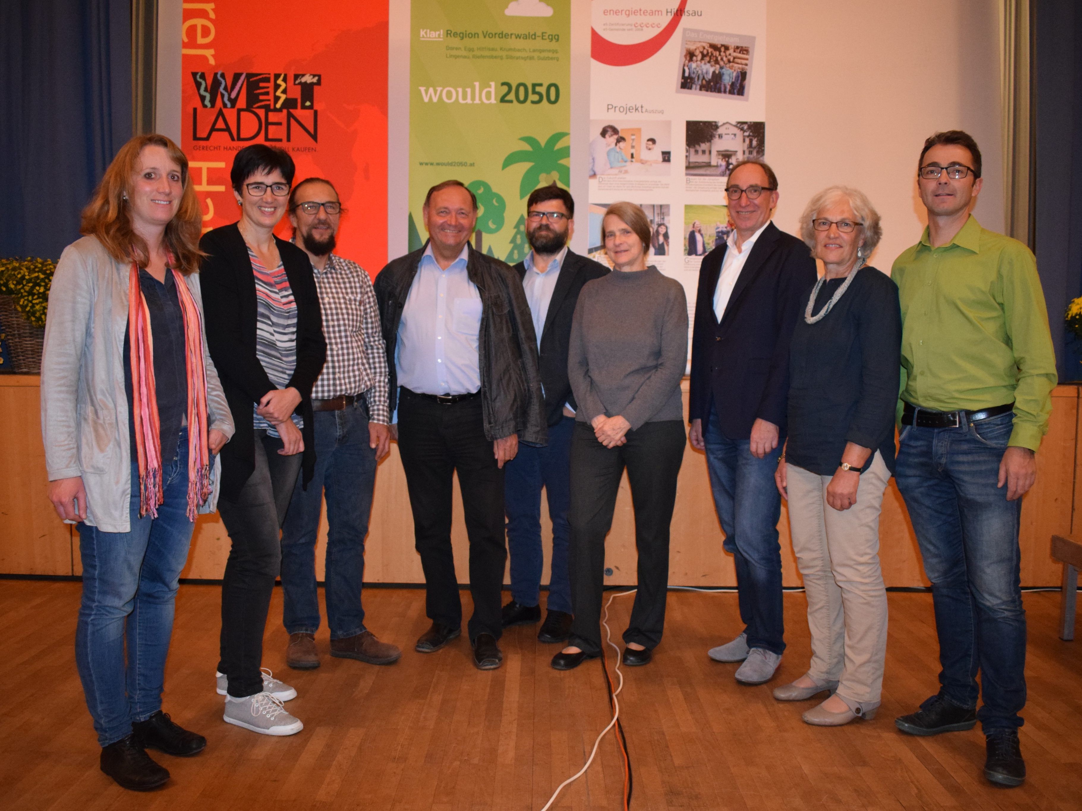 Organisatoren Carmen Willi, Dorothee Glöckle, Manfred Felder, Marlies Nenning und Christian Natter mit Bgm. Kurt Krottenhammer, Bgm. Gerhard Beer, Dr. Helga Kromp-Kolb und LR Johannes Rauch. Organisatoren Carmen Willi, Dorothee Glöckle, Manfred Felder, Marlies Nenning und Christian Natter mit Bgm. Kurt Krottenhammer, Bgm. Gerhard Beer, Dr. Helga Kromp-Kolb und LR Johannes Rauch.